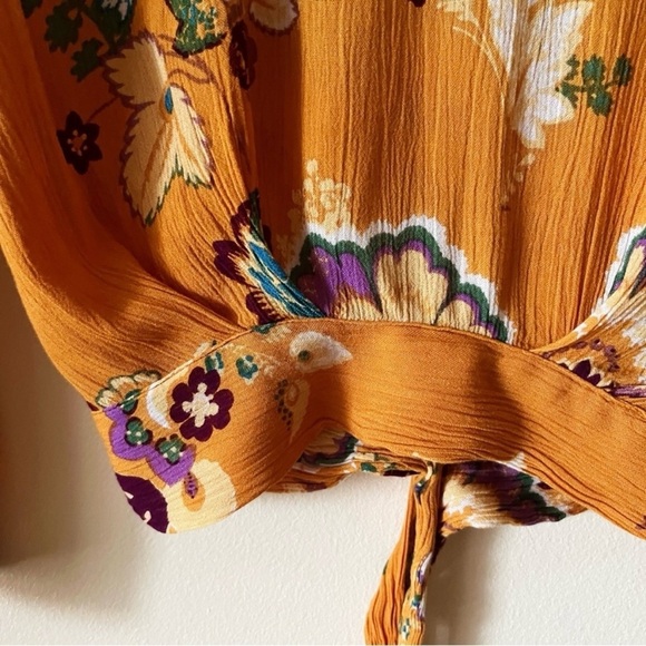 Patrons of Peace Small Bell Sleeve Crop Top Kawaii Western Boho Hippie Festival - Picture 5 of 8